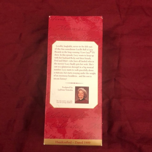 I Love Lucy Gets in Pictures Ornament - Picture 12 of 13